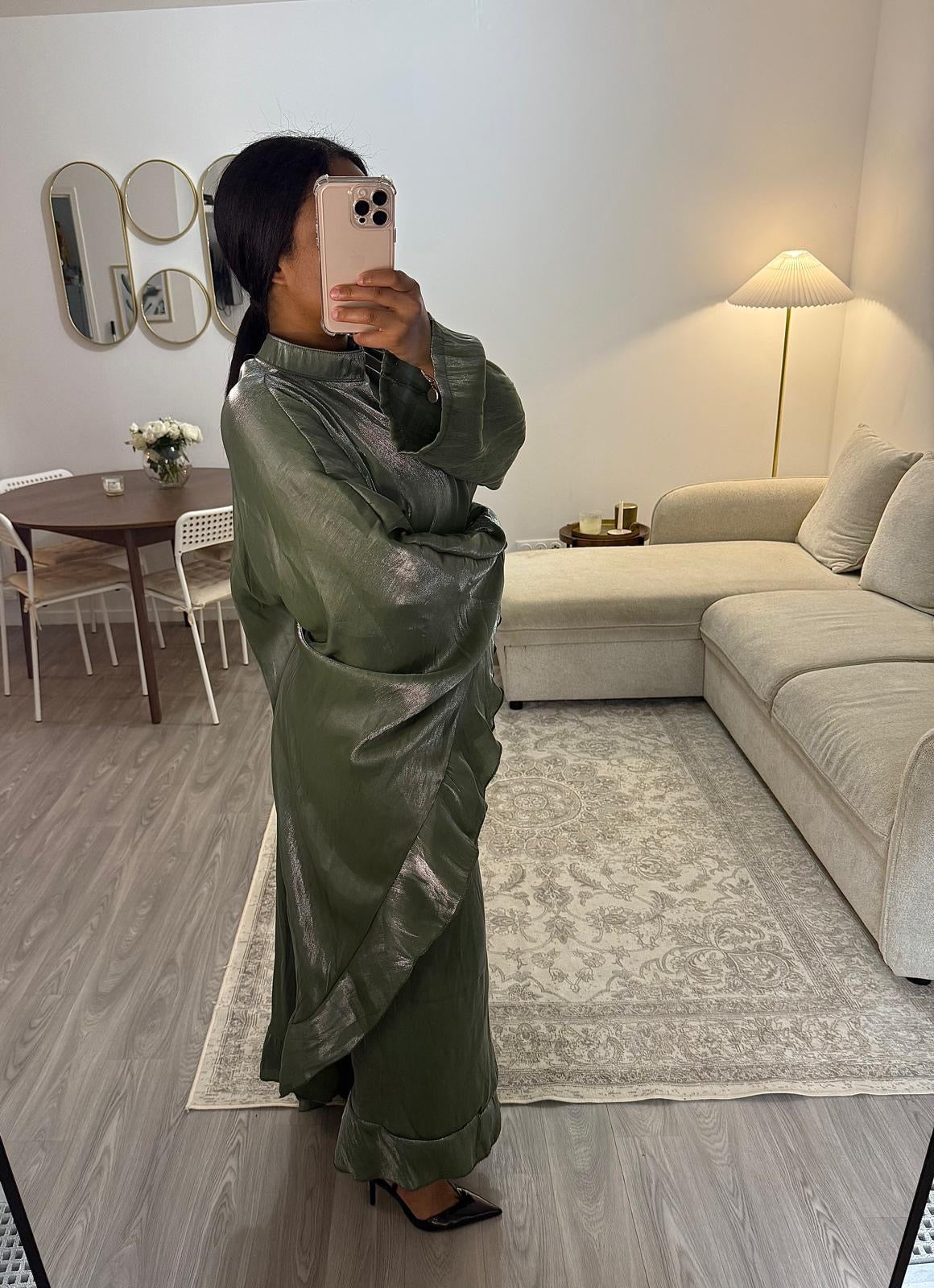 Robe kaki
