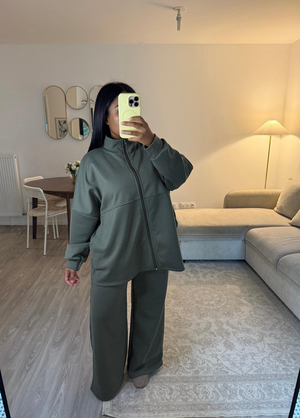 Ensemble Nessya kaki