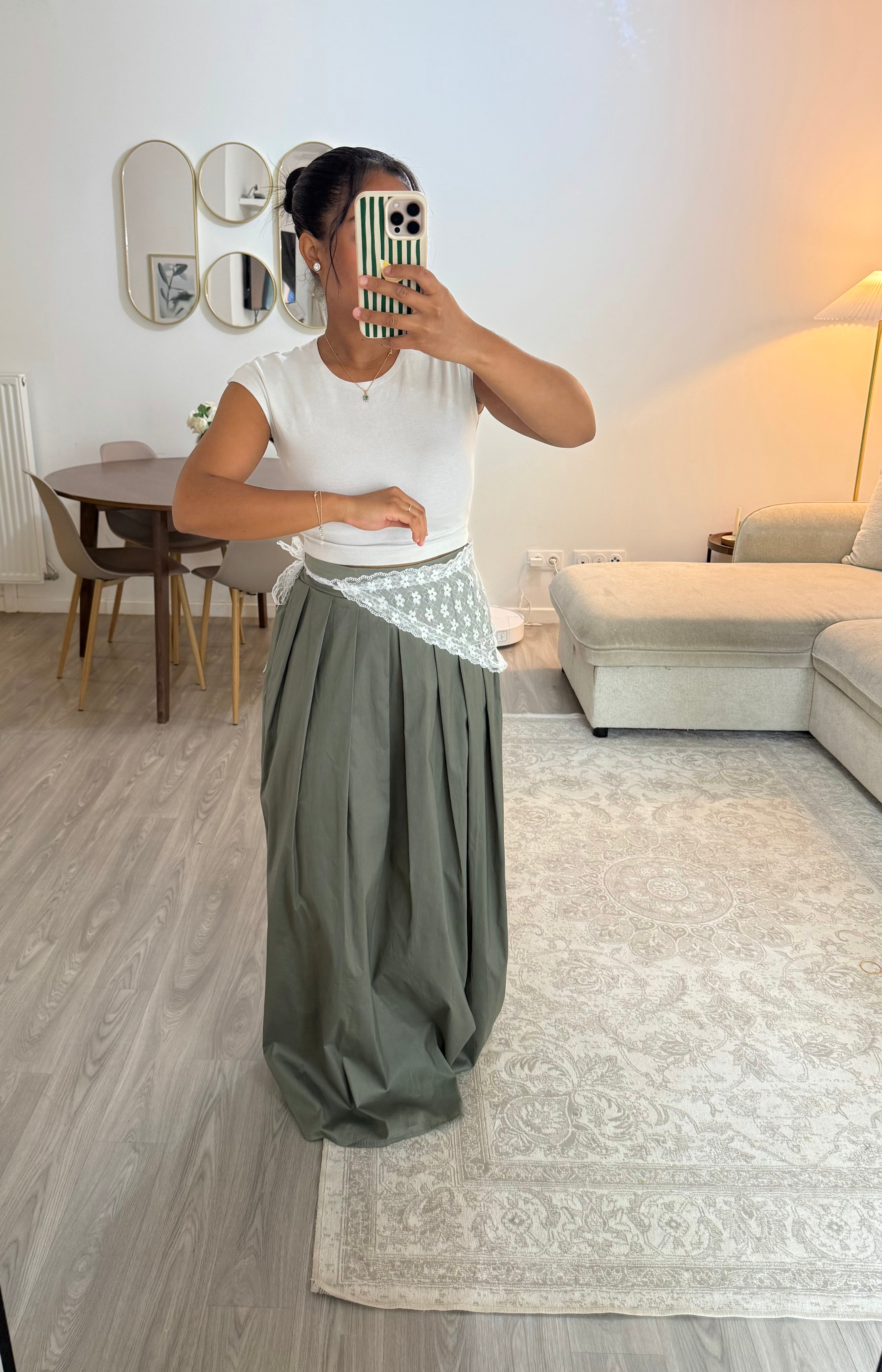 Jupe dentelle kaki
