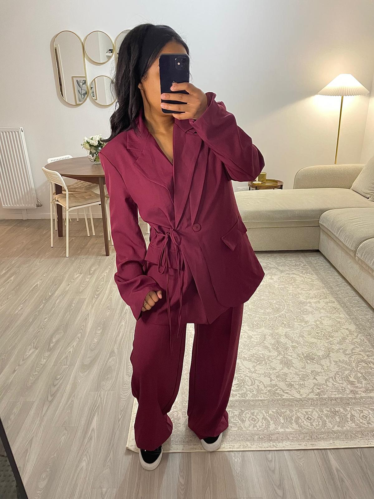 Tailleur bordeaux