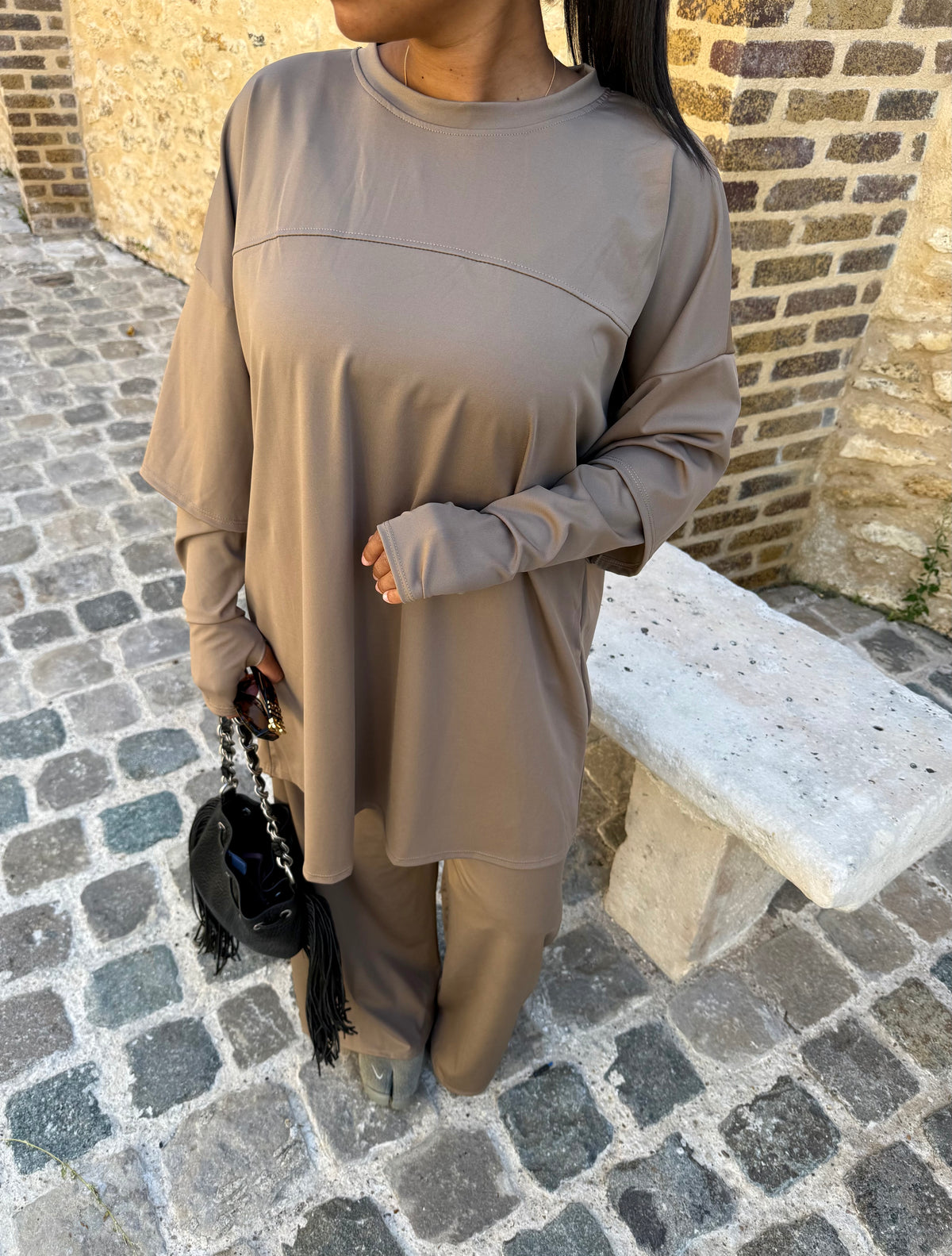 Ensemble Run taupe