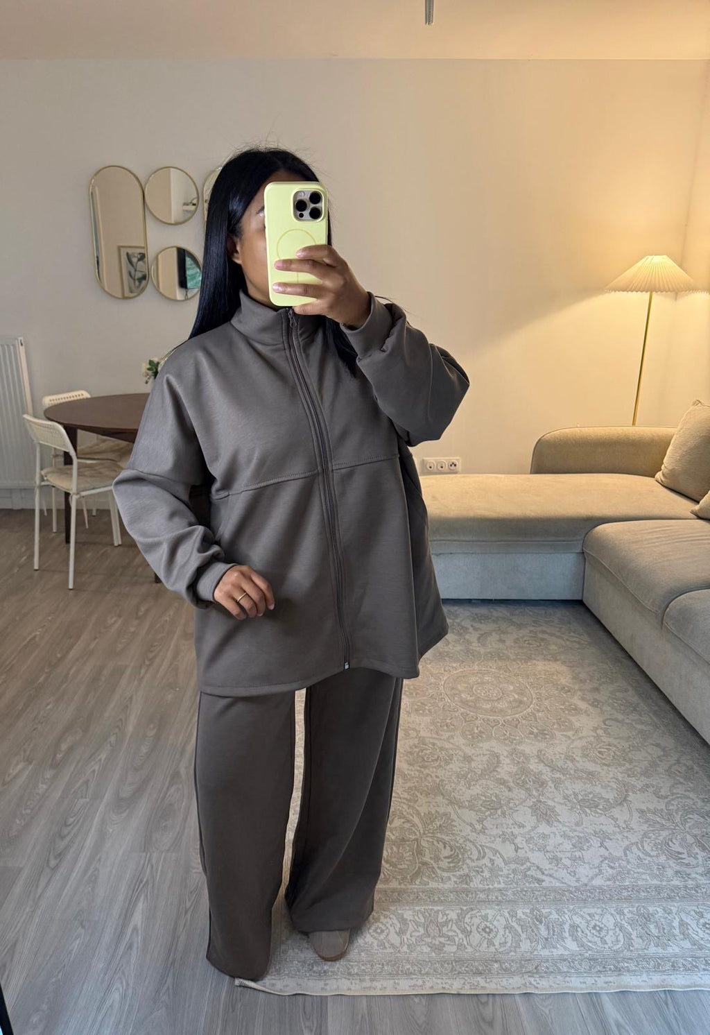 Ensemble Nessya Taupe