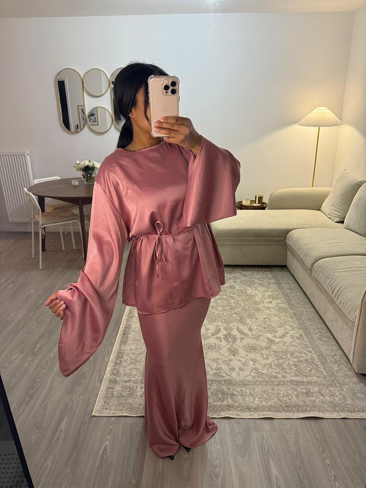 Ensemble rose