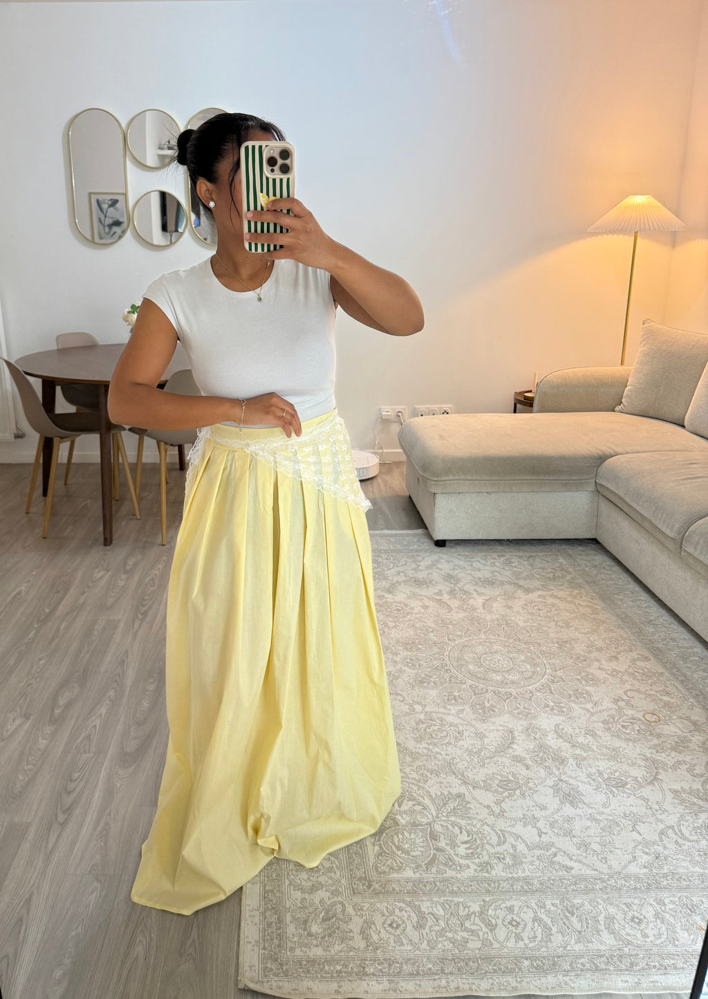 Jupe dentelle jaune