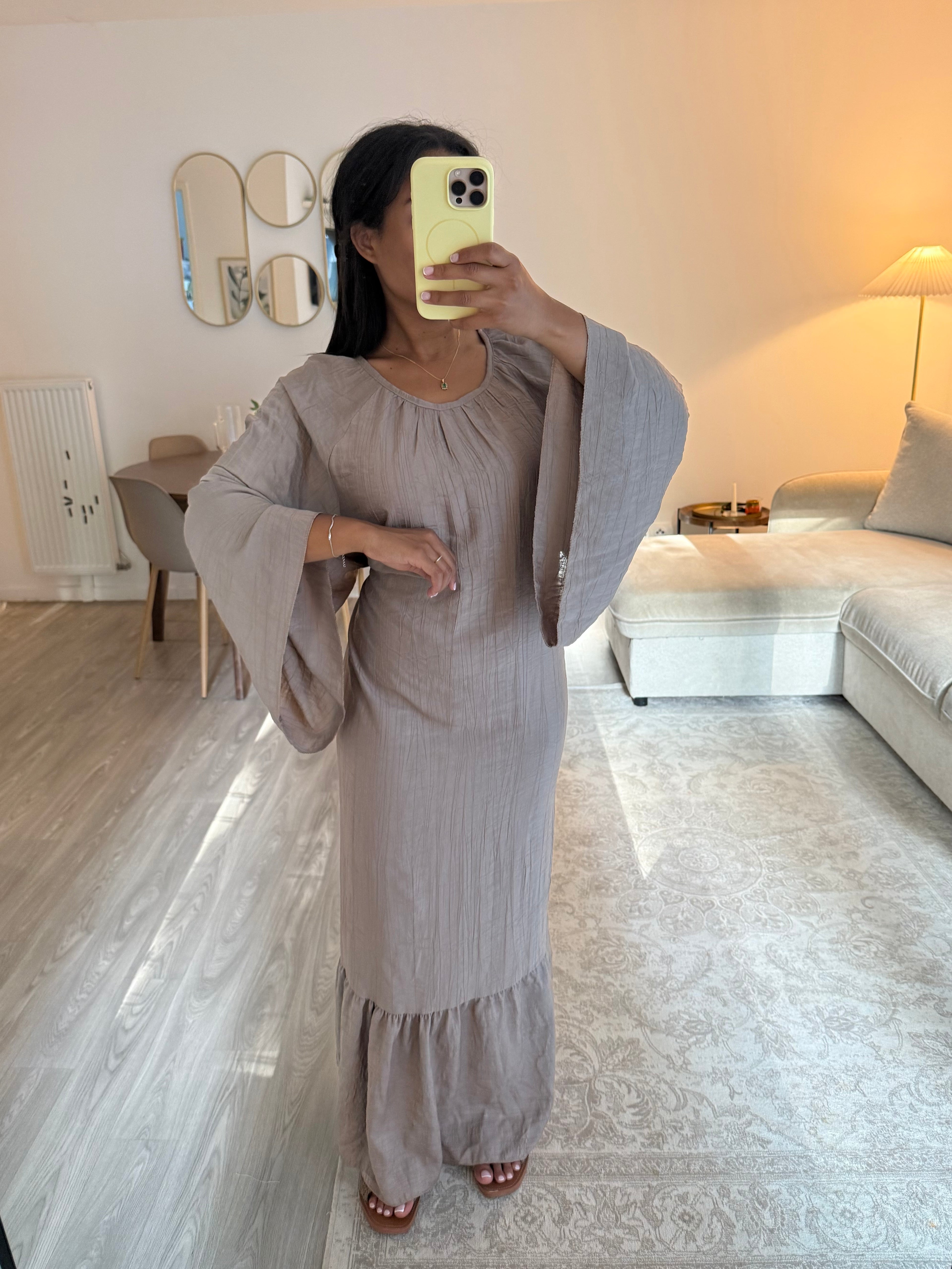 Robe taupe