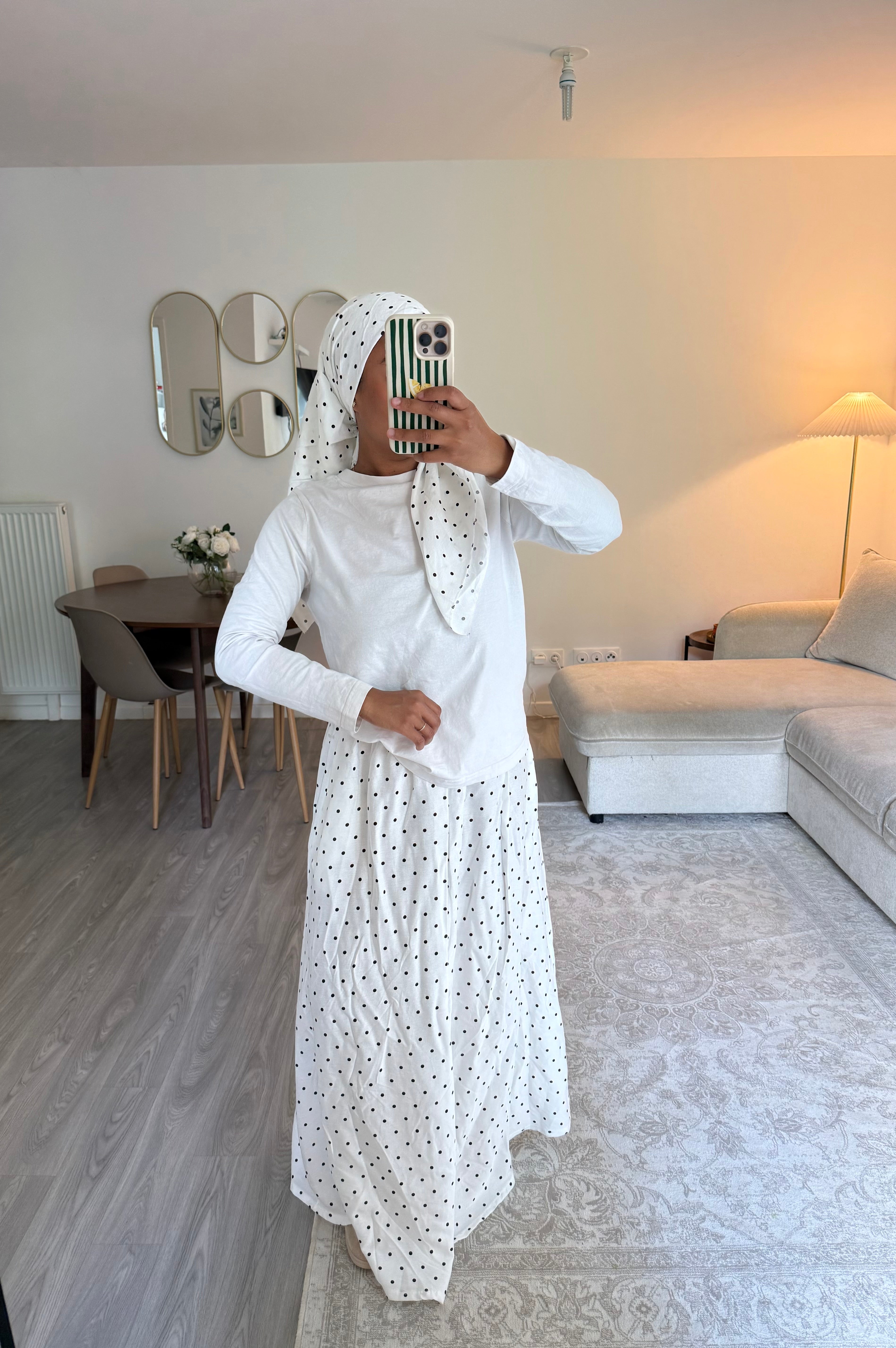 Jupe + foulard a pois blanc