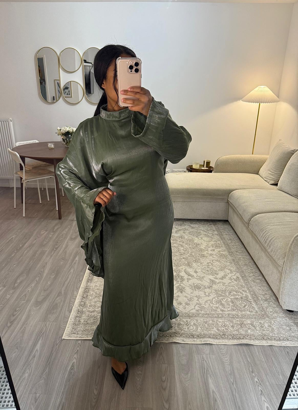 Robe kaki