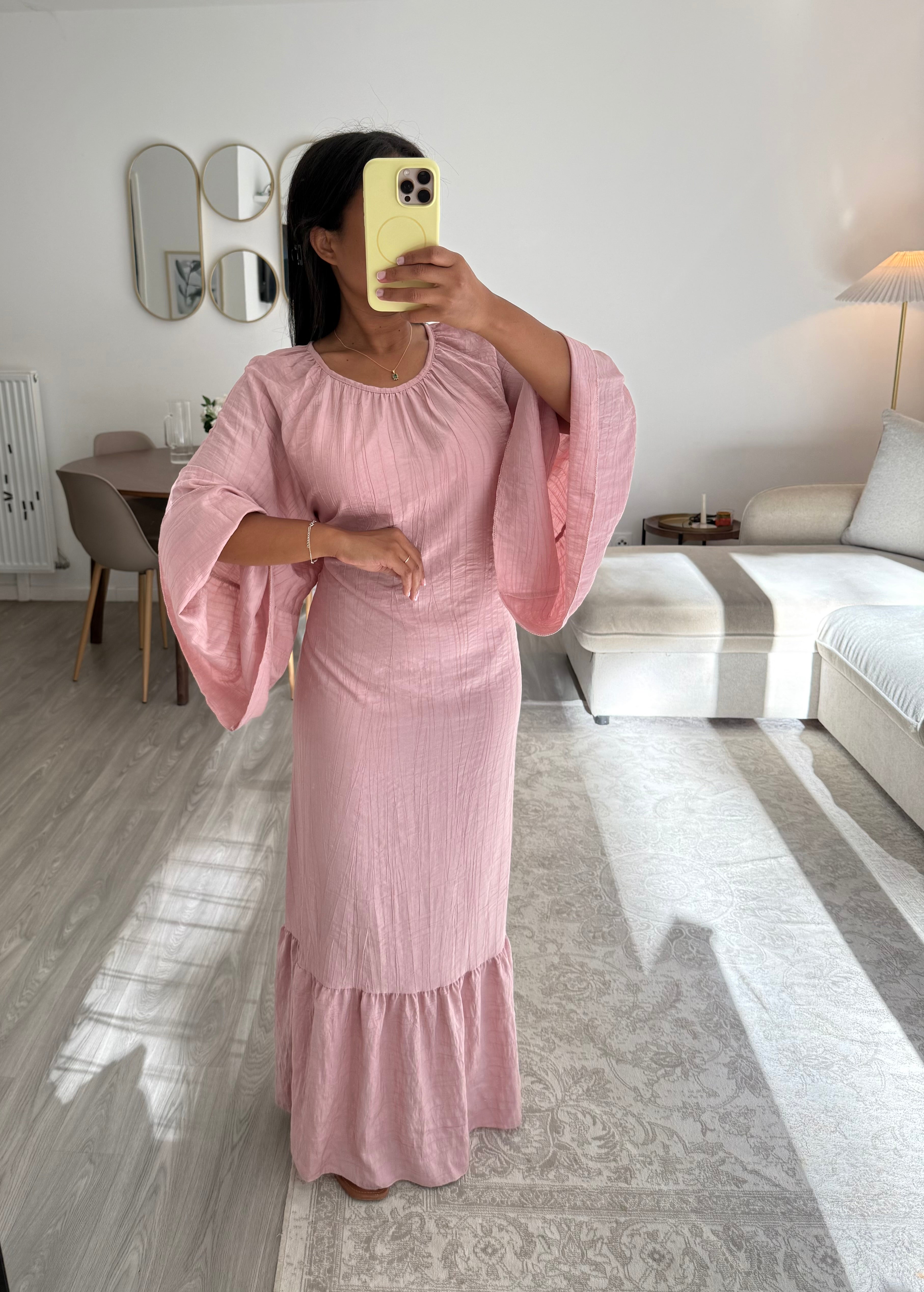Robe rose